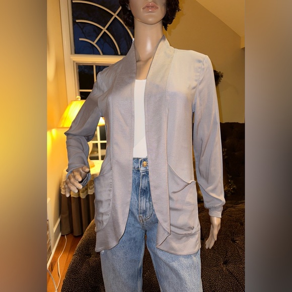 NWT Bundle of two Guess Jackets/ Blazers Gray and Pink Sz S - Picture 3 of 14